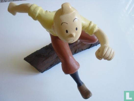 Tintin au tronc d'arbre  - Image 1