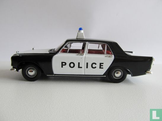 Ford Zephyr 6 MkIII - West Riding Constabulary - Image 2