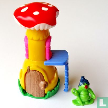 Mushroom house - Image 1