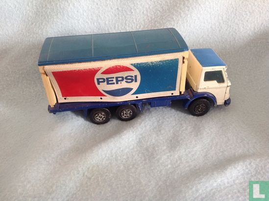 Ford Delivery Truck ’Pepsi’ - Image 1