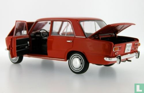 Seat 124 - Image 3