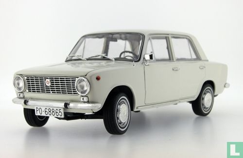 Seat 124 - Image 1