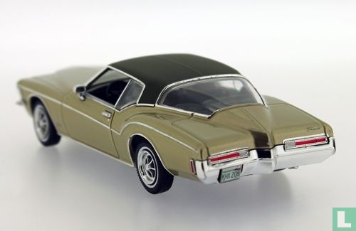 Buick Riviera Coupe - Image 3