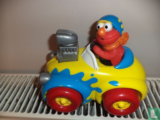Elmo rod race car