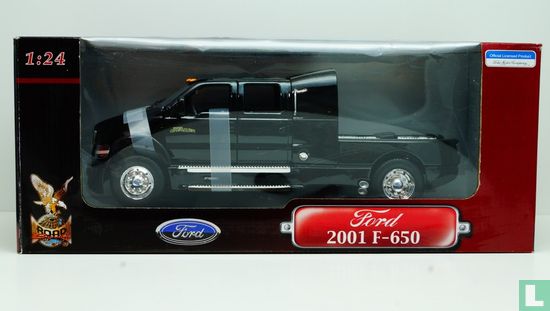 Ford F650 - Image 1