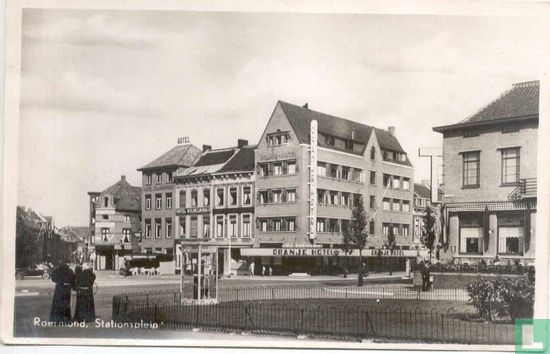 Roermond, Stationsplein  - Bild 1