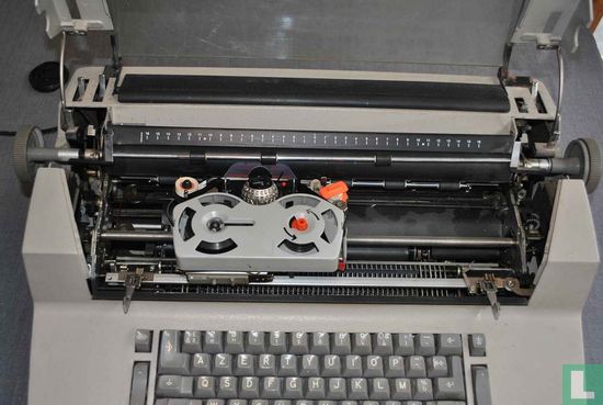 IBM Elektische Typemachine - Afbeelding 2