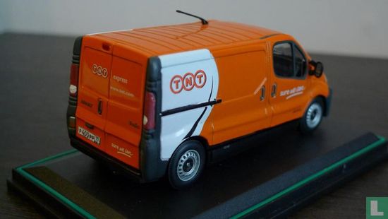 Renault Trafic Van 'TNT' - Image 3