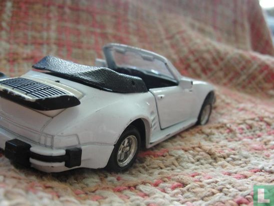 Porsche 911 Turbo ’Flat Nose' - Afbeelding 3