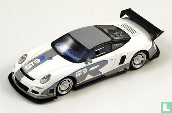 Porsche '9FF' GT9 R