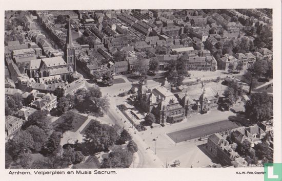 Arnhem, Velperplein en Musis Sacrum - Afbeelding 1