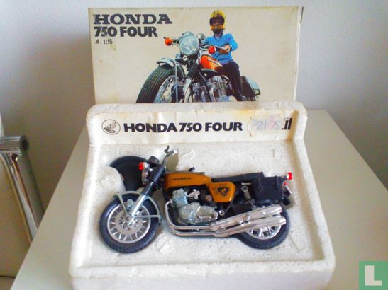Honda 750 Four - Afbeelding 1