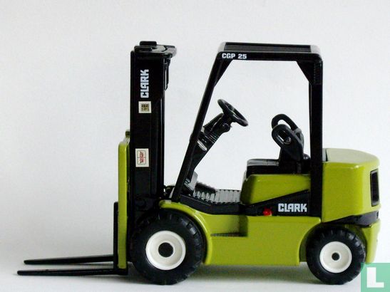Clark CGP 25