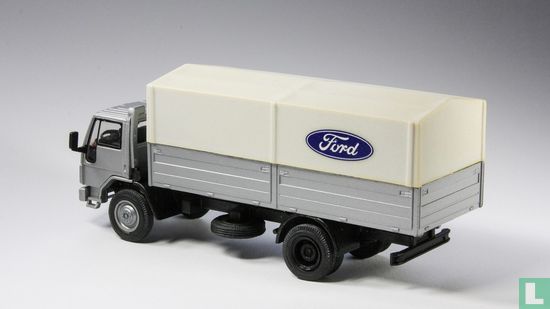 Ford Cargo - Image 2