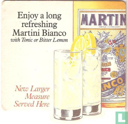 Enjoy a long refreshing Martini Extra Dry - Afbeelding 2