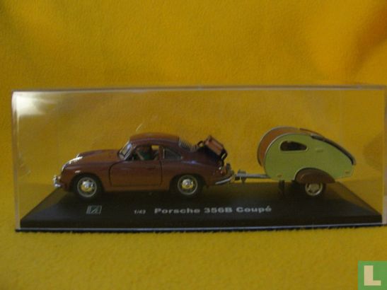 Porsche 356B Coupé + caravan