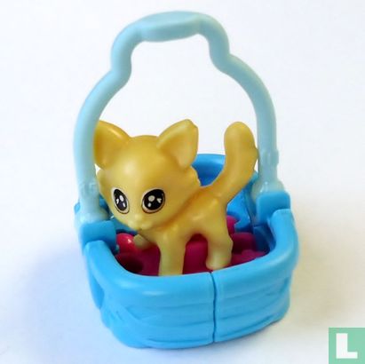 Cat in basket - Image 1