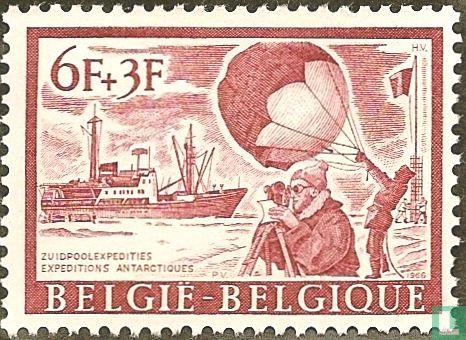 Ballon-sonde et navire d'approvisionnement "Magga Dan"