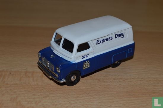 Bedford CA 'Express Dairy' - Afbeelding 1