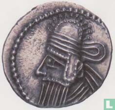 Parthia AE chalkos Vologases IV - Image 2