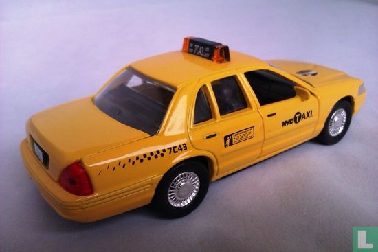 Ford Crown Victoria  NYC Taxi - Image 2
