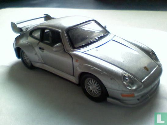 Porsche 911 GT - Image 1