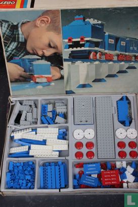 Lego 113 Motorized Train Set - Image 2