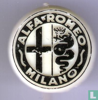 Alfa-Romeo Milano [black on white]