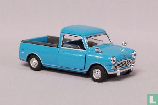 Mini Pick Up Van - Image 1