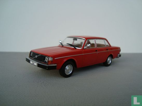 Volvo 244 GL - Image 1