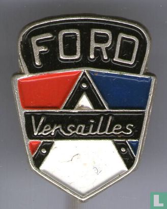 Ford Versailles