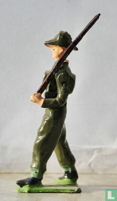 Privé d'infanterie australienne en tenue de combat - Image 3