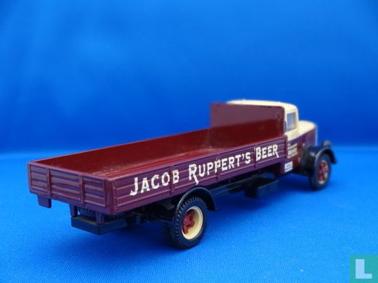 White Brewery Truck Jacob Rupperts  - Afbeelding 2