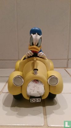 Donald Duck in gele auto - Afbeelding 1