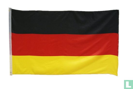 Große Deutschlandflagge 90x150cm, mit 2 Ösen