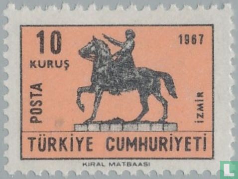 Statue équestre de Kemal Atatürk