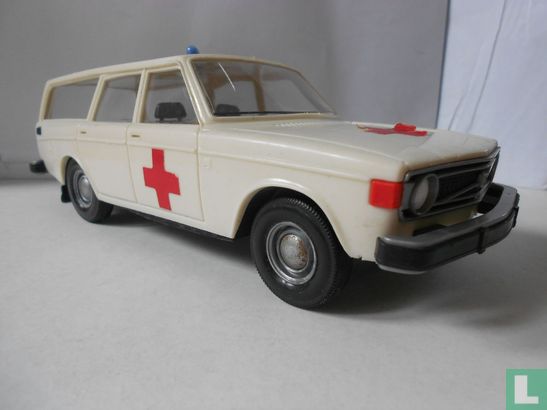 Volvo 145 Ambulance - Image 1