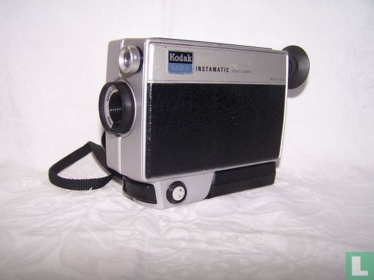 Kodak M22 instamatic movie camera - Image 1