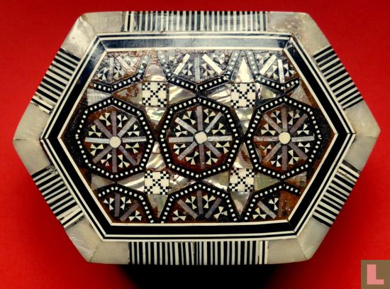 Geometrisch Mozaïek Juwelendoosje ingelegd met Parelmoer- Zeshoekig - Image 3