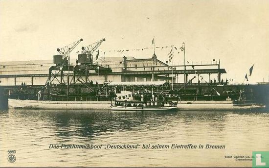 Das Frachttauchboot Deutschland bei seinem Eintreffen in Bremen