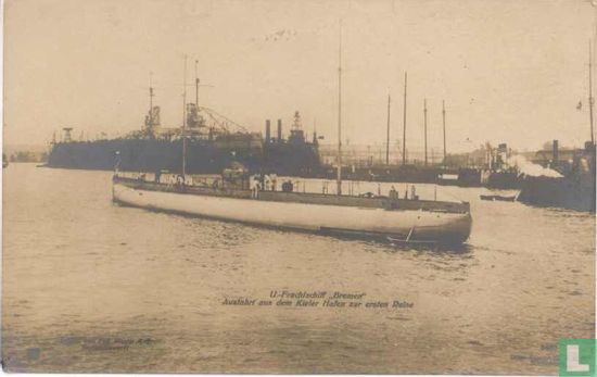 U-Frachtschiff Bremen Ausfahrt aus dem Kieler Hafen zur ersten Reise