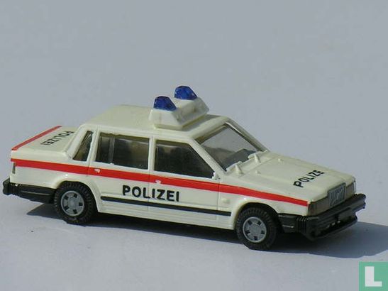 Volvo 760 polizei