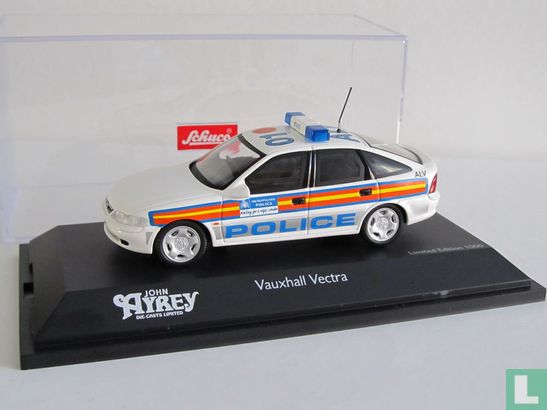 Vauxhall Vectra Metropolitan Police