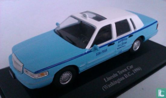 Lincoln Town Car 'Taxi Washington D.C.' - Bild 3