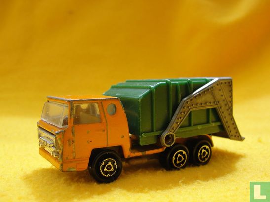 Bernard TDA 160-35 vuilniswagen - Afbeelding 1