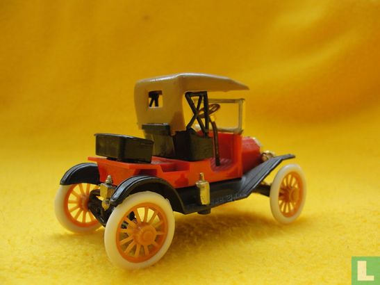 Ford Model T - Image 2