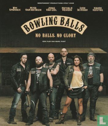 Bowling balls - Image 1