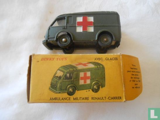 Ambulance Militaire Renault-Carrier - Image 1