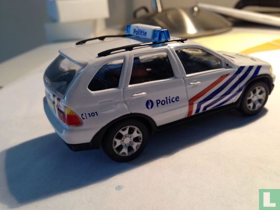 BMW X5 'Politie' - Bild 3