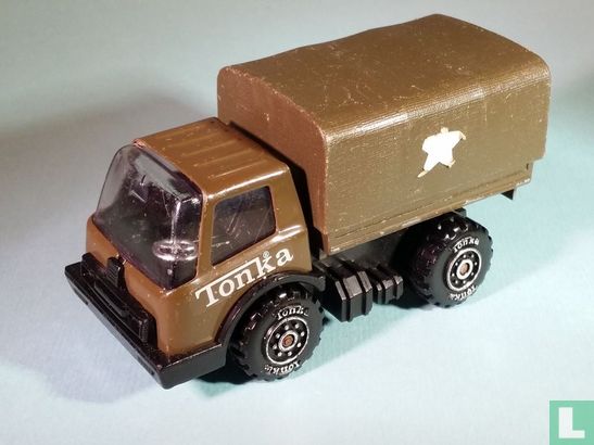 Army truck - Image 1
